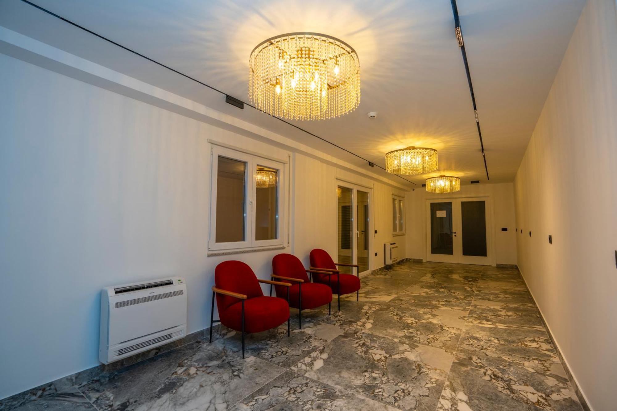 Hotel Mozart Shkodër Dış mekan fotoğraf